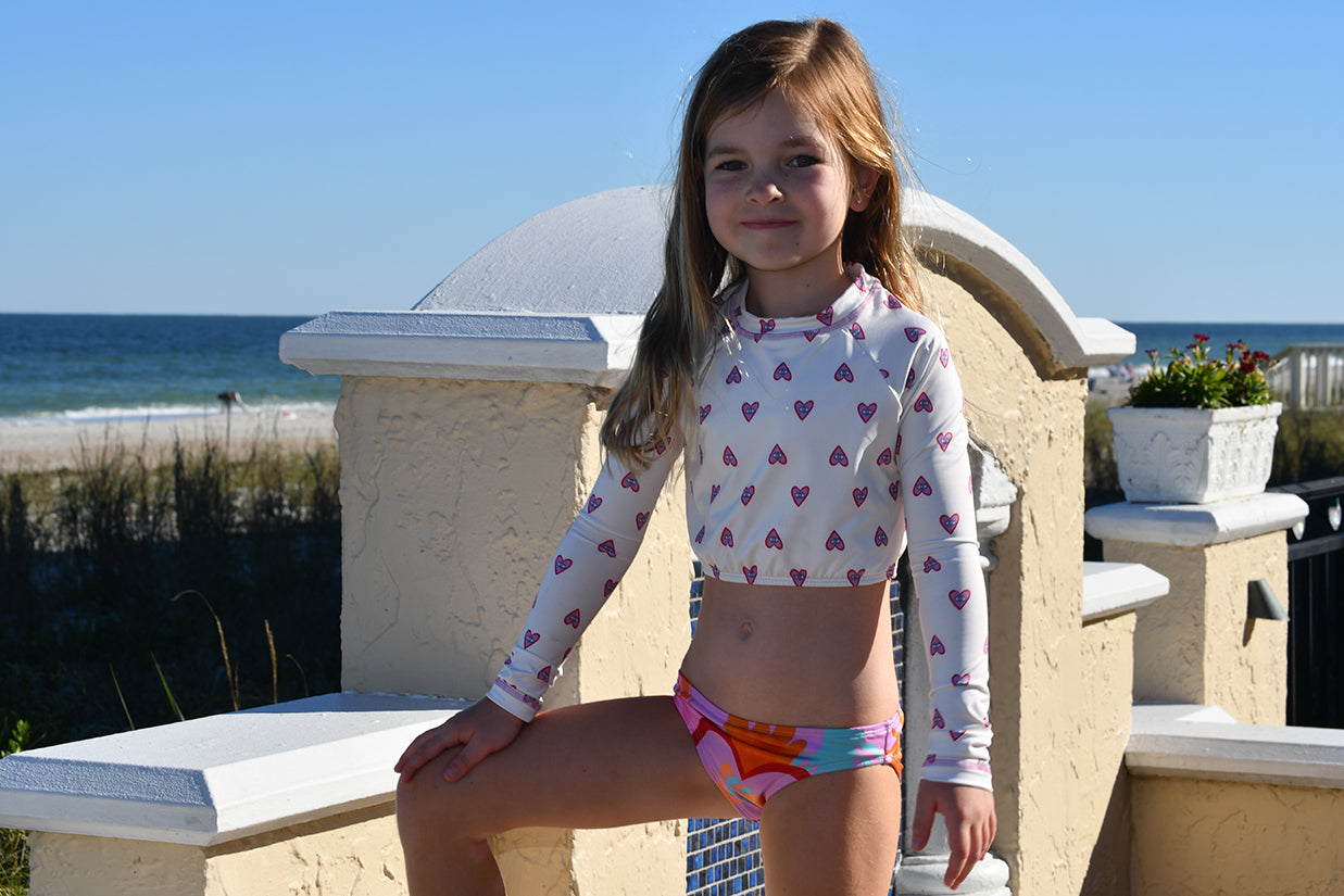 Hearts Girls Cropped Rash Guard Set Long Sleeve – Krio Color